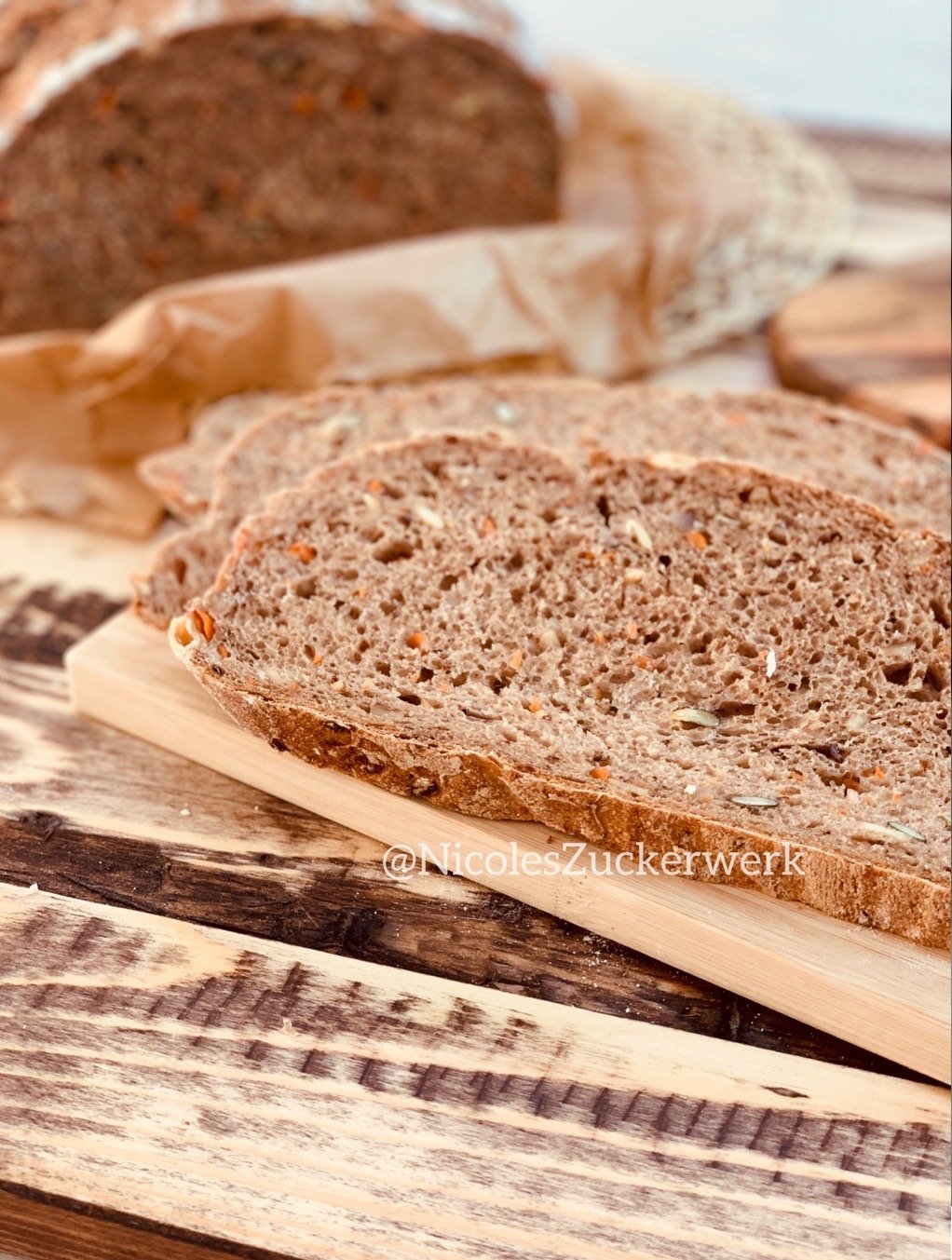 Kürbiskern Möhren Brot | Anfängerfreundlich | Nicoles Zuckerwerk